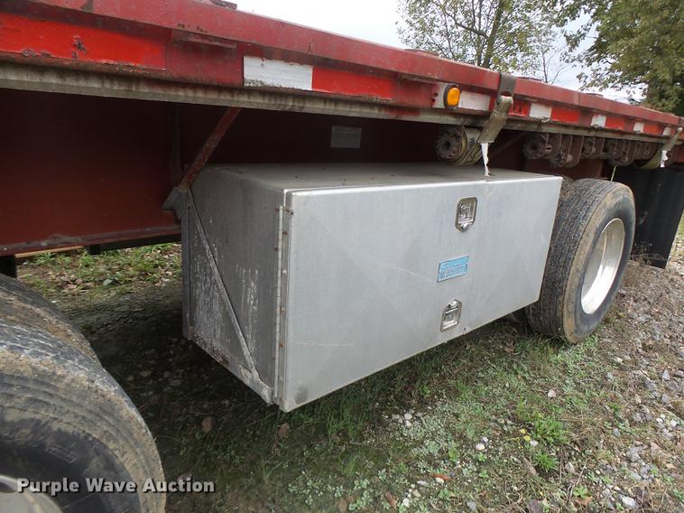 image for item DB9999 1997 Fontaine flatbed trailer