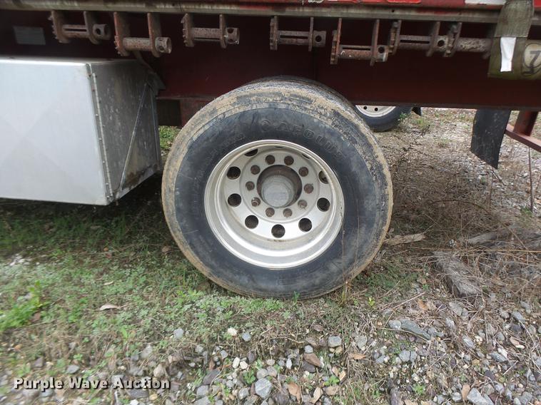 image for item DB9999 1997 Fontaine flatbed trailer