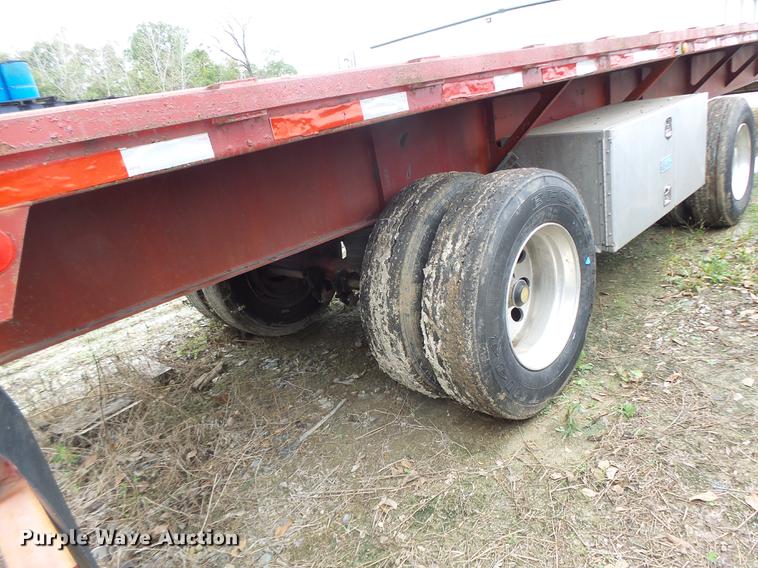image for item DB9999 1997 Fontaine flatbed trailer