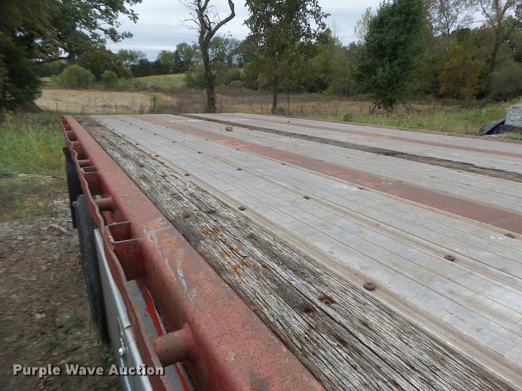image for item DB9999 1997 Fontaine flatbed trailer