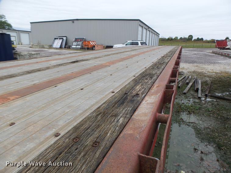 image for item DB9999 1997 Fontaine flatbed trailer