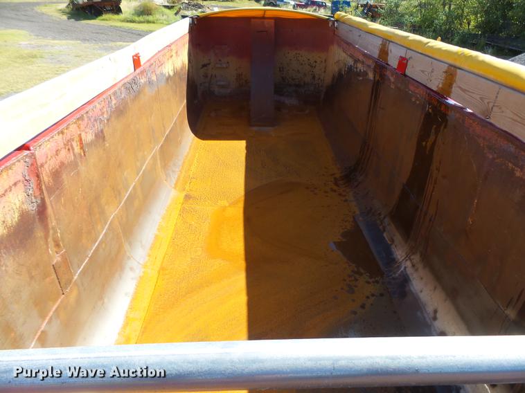 image for item DC3796 1991 Fruehauf DDTS-M2-24 end dump trailer