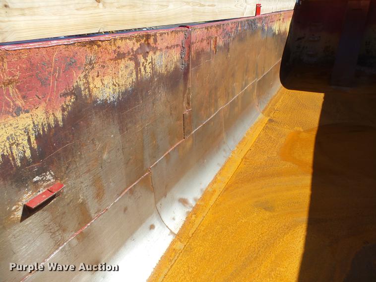 image for item DC3796 1991 Fruehauf DDTS-M2-24 end dump trailer