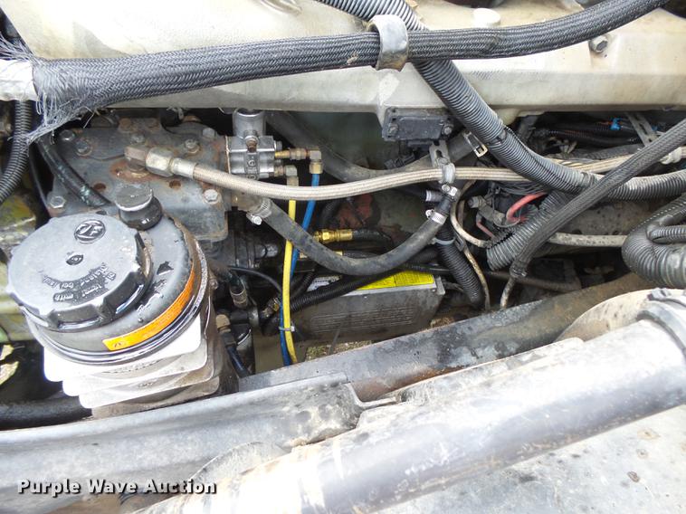 image for item DC3800 1998 Volvo VNL64T semi truck