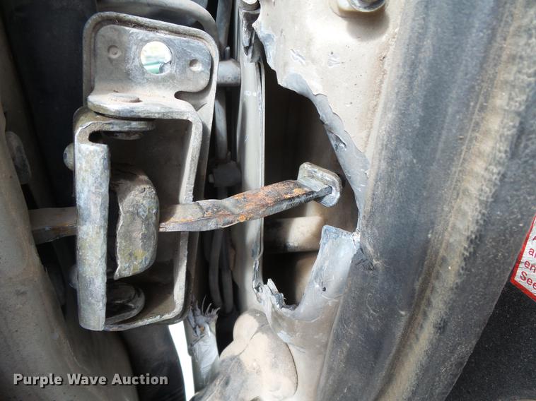 image for item DC3800 1998 Volvo VNL64T semi truck