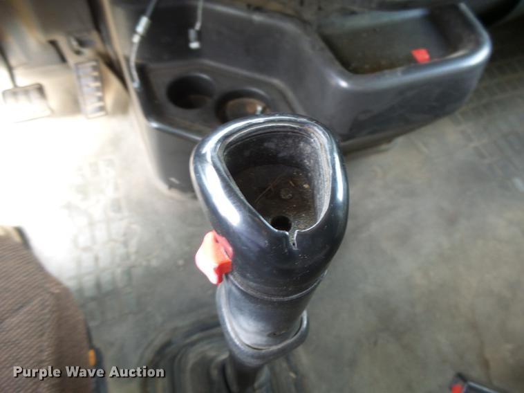 image for item DC3800 1998 Volvo VNL64T semi truck