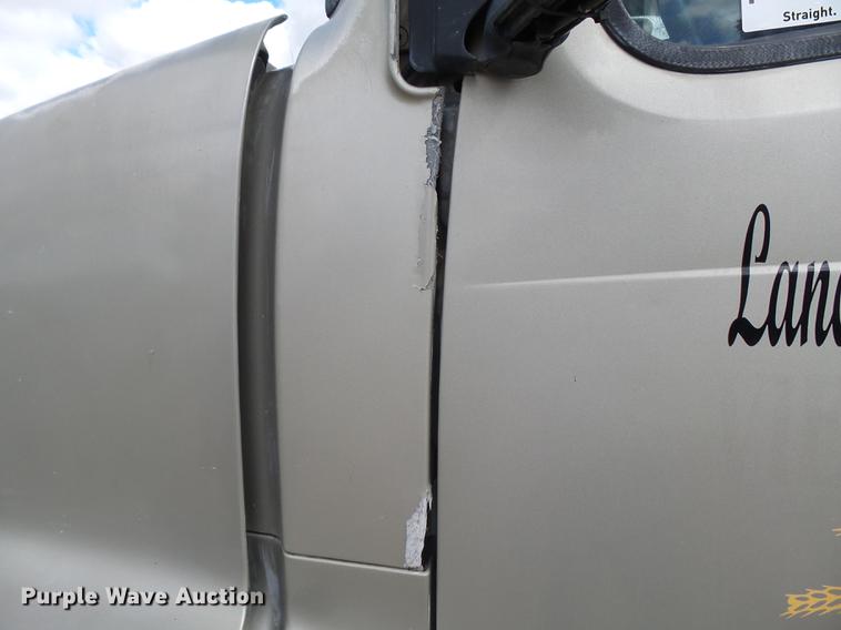 image for item DC3800 1998 Volvo VNL64T semi truck