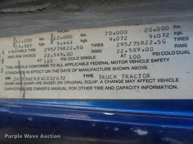 image for item DC3852 1997 International 9300 semi truck