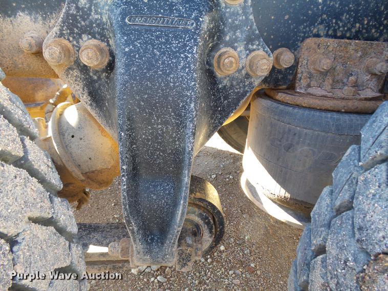 image for item DC6409 1996 Freightliner FLD120 semi truck