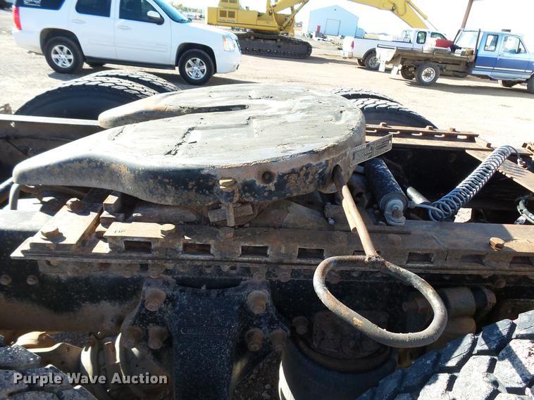 image for item DC6409 1996 Freightliner FLD120 semi truck