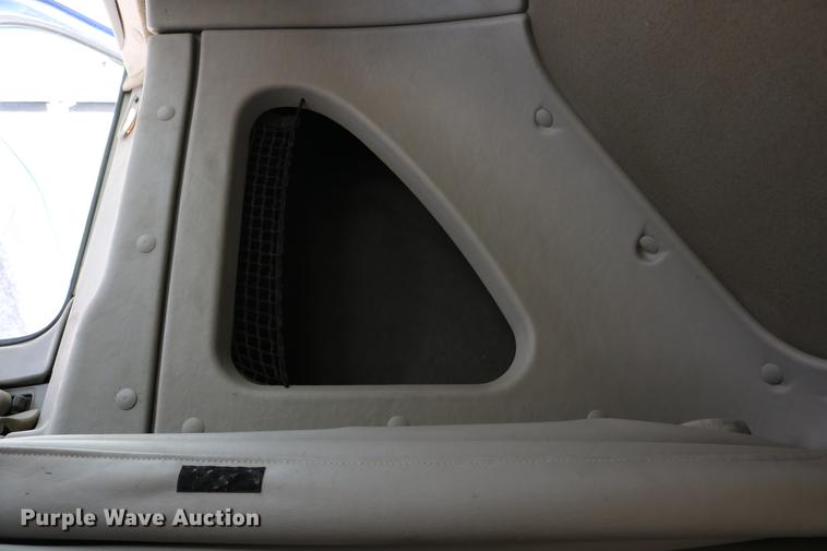 image for item DD0046 2000 Sterling AT9522 semi truck