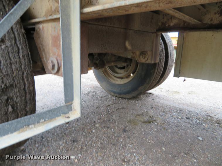 image for item DI9896 1987 Transcraft TL90K-45 flatbed trailer