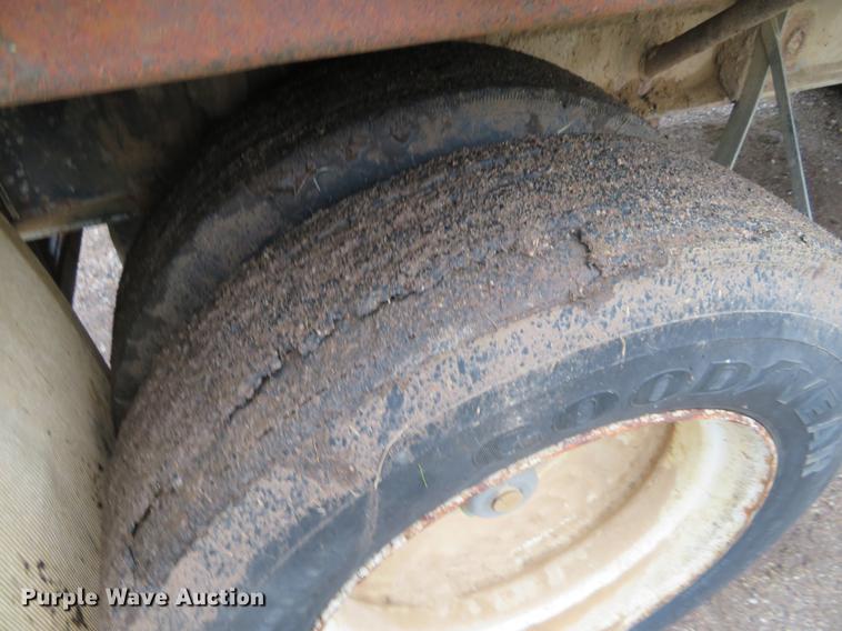 image for item DI9896 1987 Transcraft TL90K-45 flatbed trailer