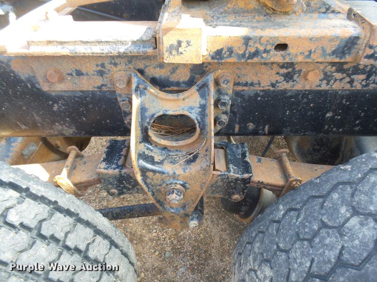 image for item DR9213 1986 International F2575 semi truck