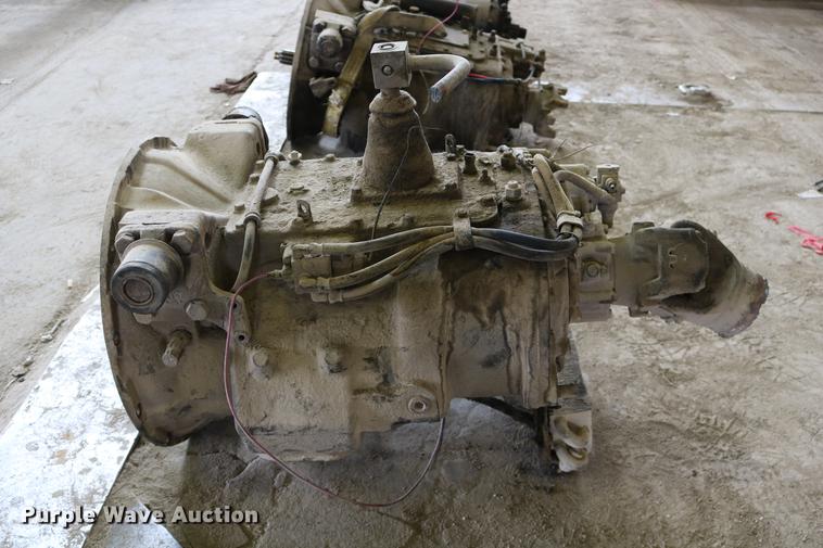 image for item DW9820 Eaton Fuller RTX15710B transmission