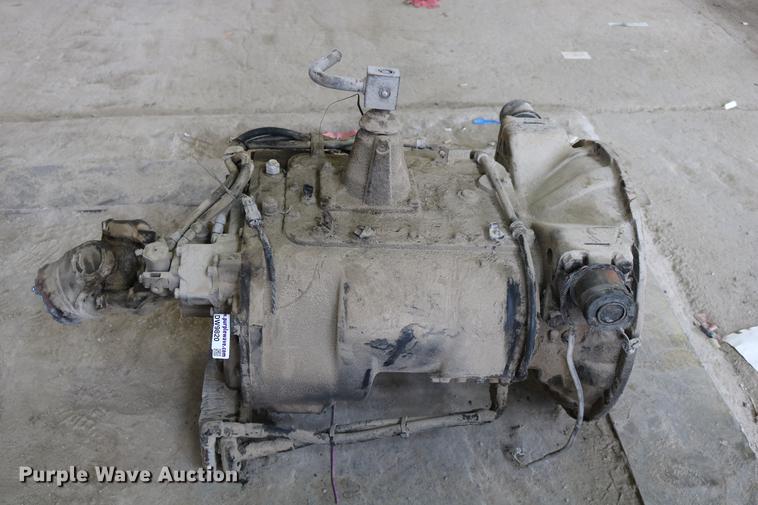 image for item DW9820 Eaton Fuller RTX15710B transmission