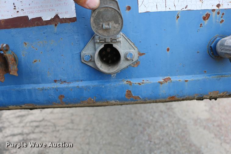 image for item DW9862 1997 Fontaine LFTW-6-8048WSAK flatbed trailer