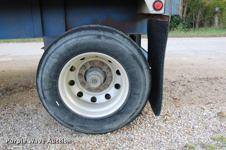 image for item DW9862 1997 Fontaine LFTW-6-8048WSAK flatbed trailer