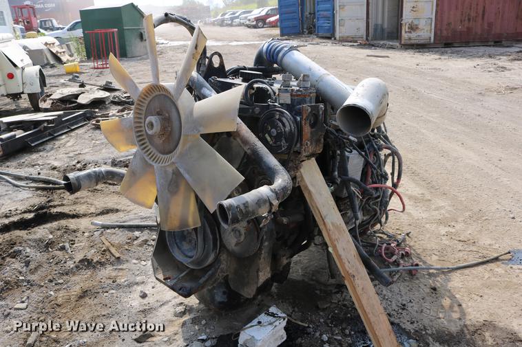 image for item DW9882 Cummins M11-330E 10.8L six cylinder turbo diesel engine