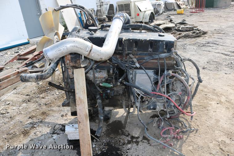 image for item DW9882 Cummins M11-330E 10.8L six cylinder turbo diesel engine