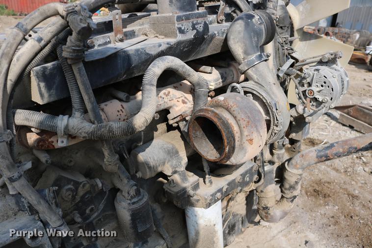 image for item DW9882 Cummins M11-330E 10.8L six cylinder turbo diesel engine