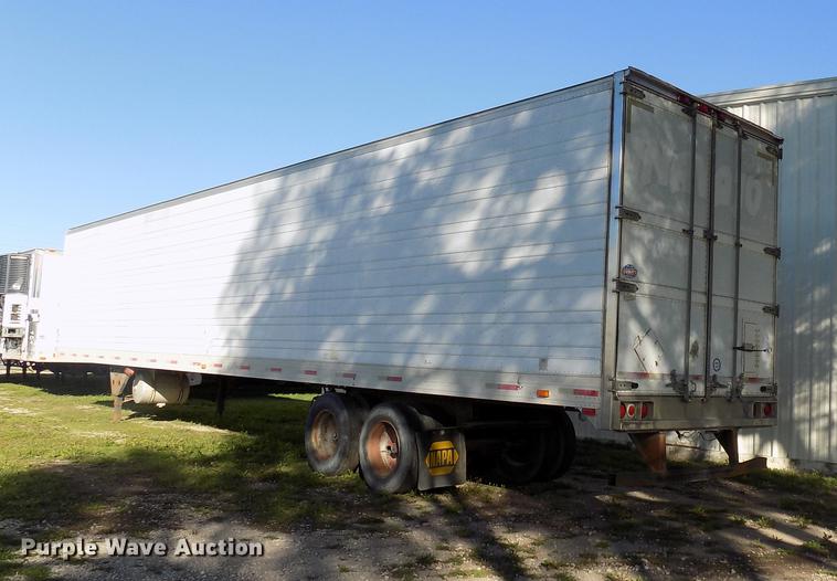 image for item EE9256 1999 Utility refrigerated van trailer