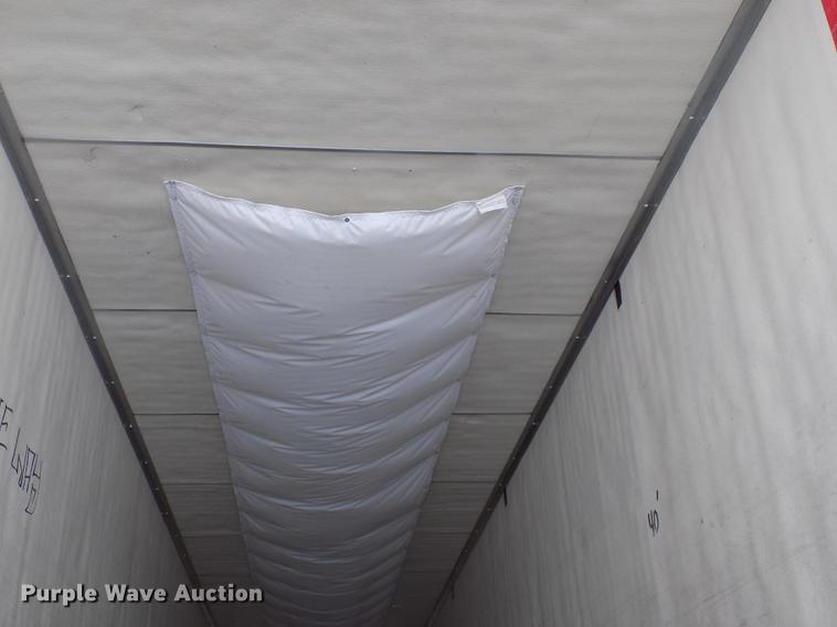 image for item EE9257 2001 Utility refrigerated trailer