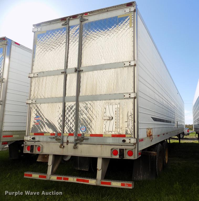 image for item EE9258 2004 Utility refrigerated trailer