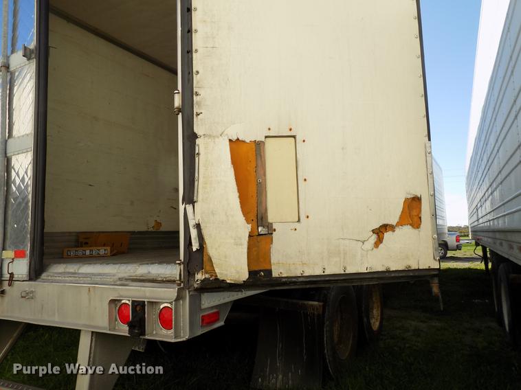 image for item EE9258 2004 Utility refrigerated trailer