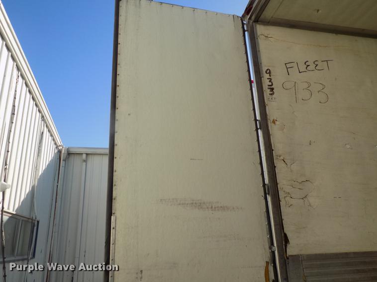 image for item EE9258 2004 Utility refrigerated trailer