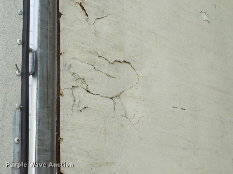 image for item EE9258 2004 Utility refrigerated trailer