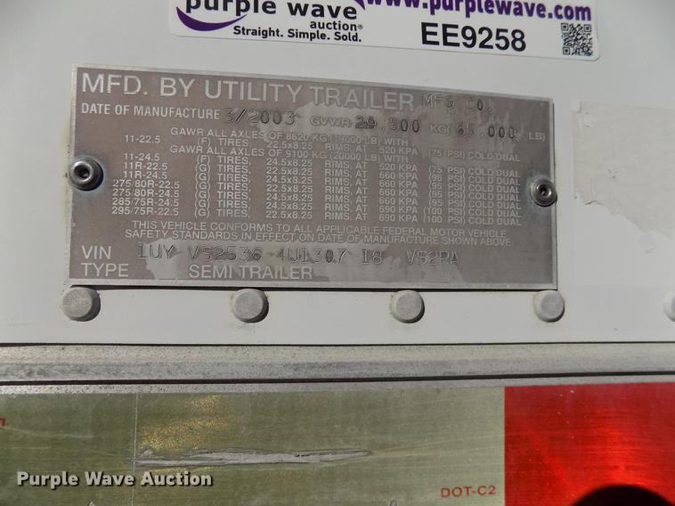 image for item EE9258 2004 Utility refrigerated trailer