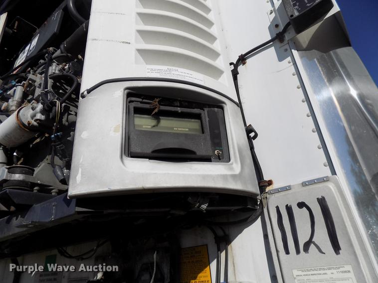 image for item EE9259 2001 Utility VS2R refrigerated van trailer