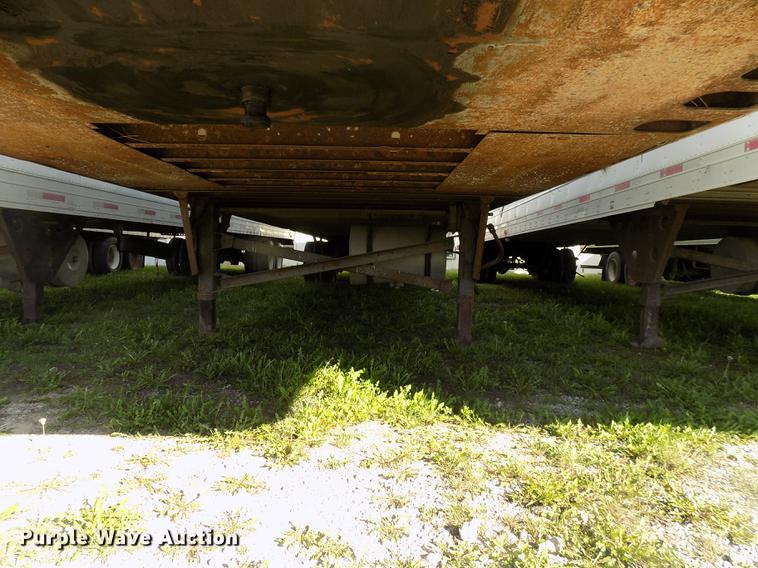 image for item EE9259 2001 Utility VS2R refrigerated van trailer