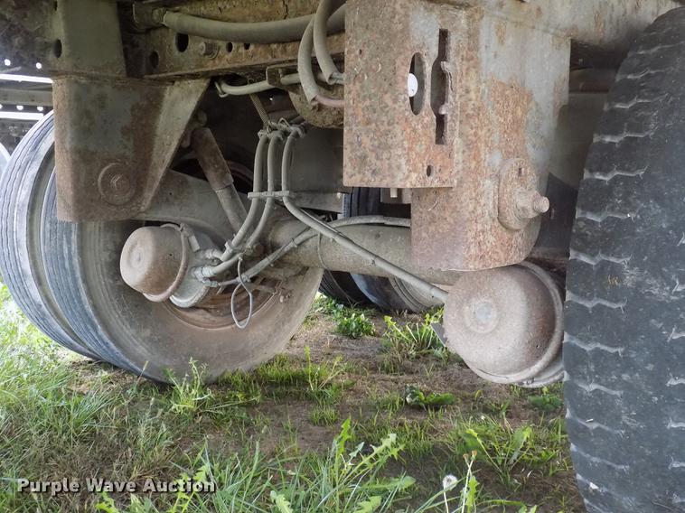 image for item EE9259 2001 Utility VS2R refrigerated van trailer