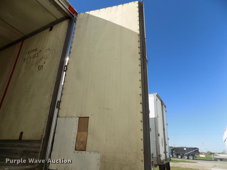 image for item EE9259 2001 Utility VS2R refrigerated van trailer