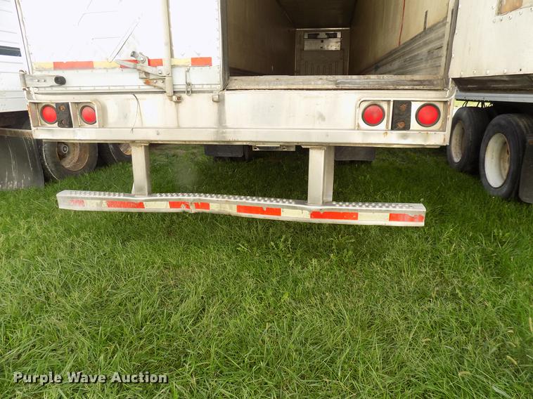 image for item EE9259 2001 Utility VS2R refrigerated van trailer