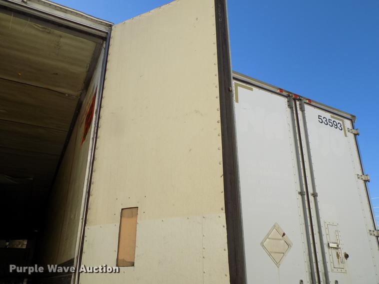 image for item EE9260 1999 Utility refrigerated van trailer