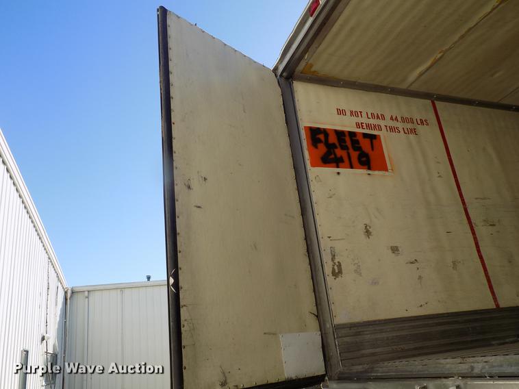 image for item EE9260 1999 Utility refrigerated van trailer