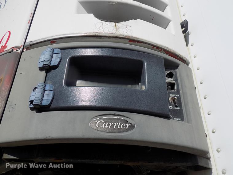 image for item EE9261 2000 Wabash National refrigerated van trailer