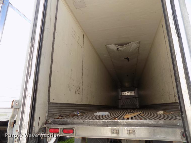 image for item EE9261 2000 Wabash National refrigerated van trailer