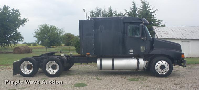 image for item K6362 1997 Freightliner Century Class semi truck