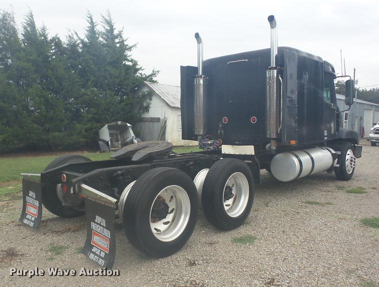 image for item K6362 1997 Freightliner Century Class semi truck