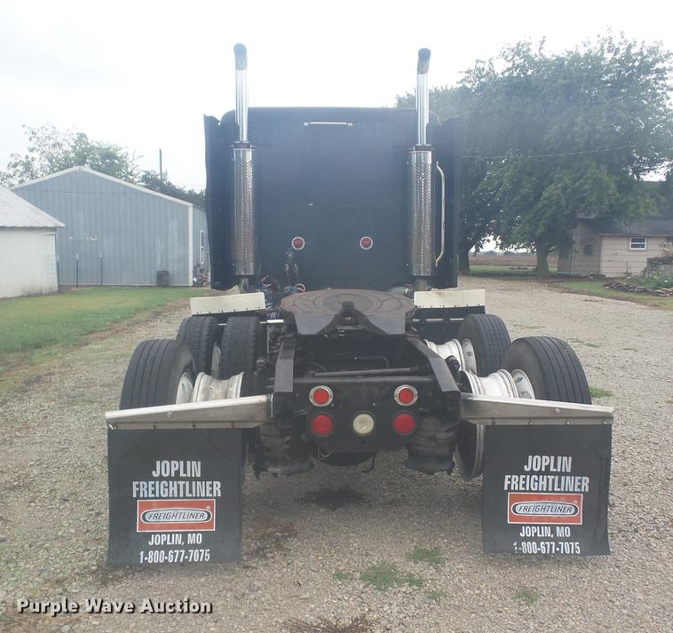 image for item K6362 1997 Freightliner Century Class semi truck