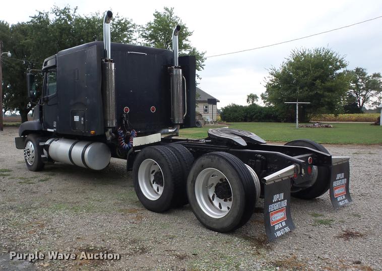 image for item K6362 1997 Freightliner Century Class semi truck