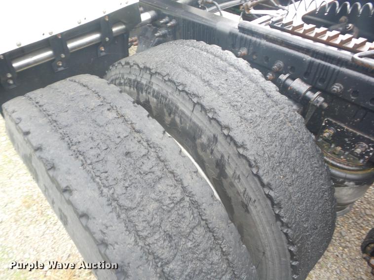 image for item K6362 1997 Freightliner Century Class semi truck