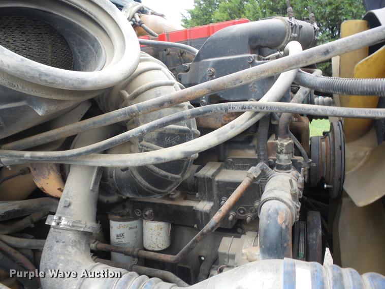 image for item K6362 1997 Freightliner Century Class semi truck