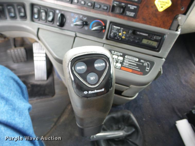 image for item K6362 1997 Freightliner Century Class semi truck