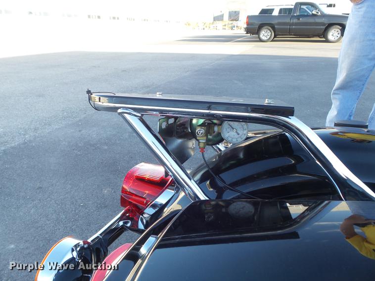 image for item CC9650 2010 Harley Davidson Road King Police motorcycle