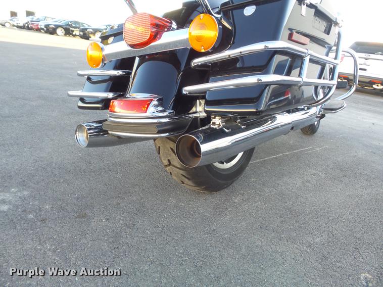 image for item CC9650 2010 Harley Davidson Road King Police motorcycle